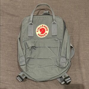 Kånken Gray Mini Backpack